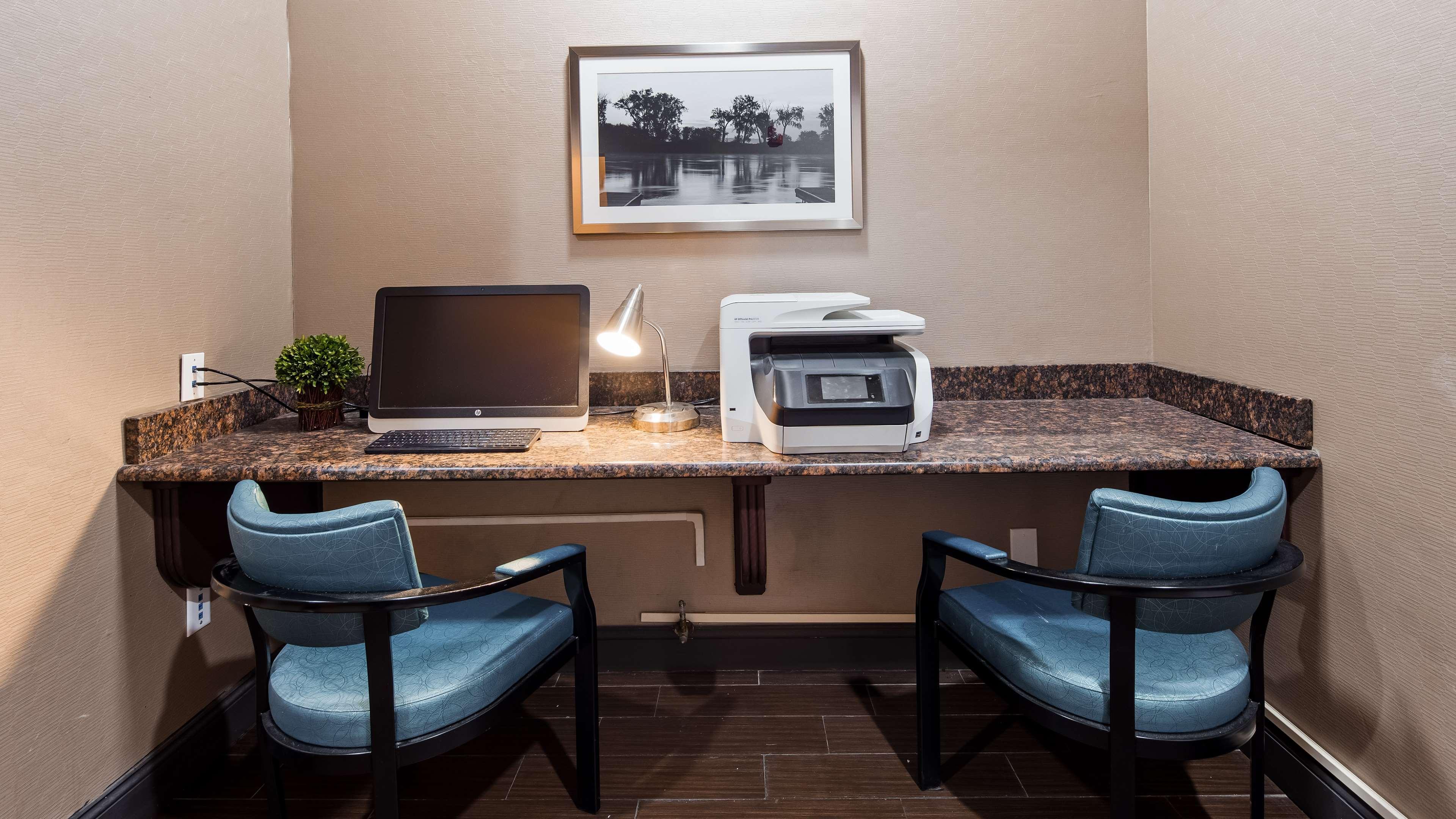 Best Western Plus Lee'S Summit Hotel & Suites Ngoại thất bức ảnh